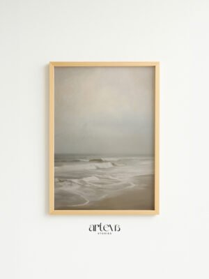 Vintage sea wall art bergambar ombak laut bernuansa abu beige dengan tekstur lembut untuk dekorasi rumah premium minimalis.